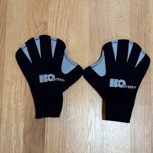 H2Odyssey Black and Gray Swim or Surf Gloves S